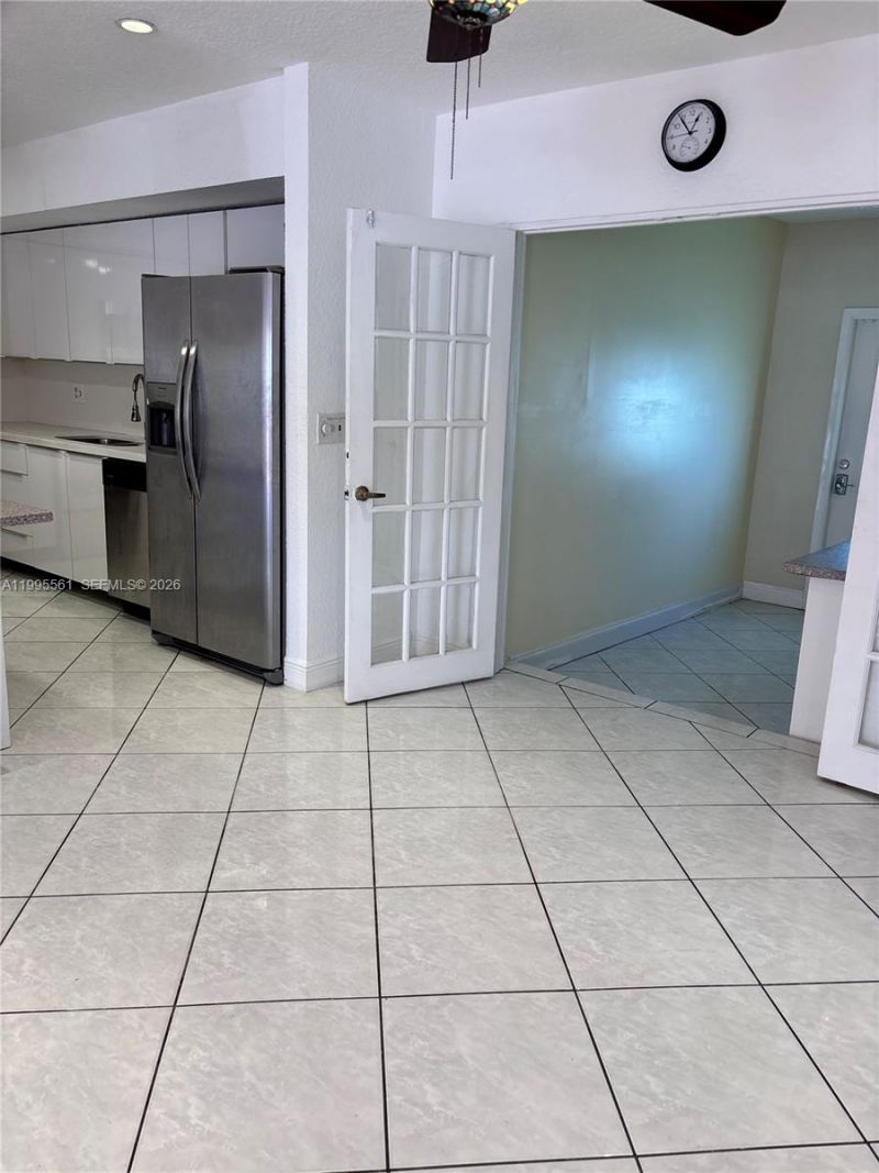 839 S Highland Dr, Unit Right, Hollywood, FL 33021 Photo