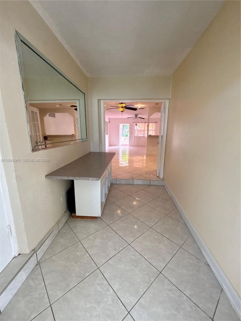 839 S Highland Dr, Unit Right, Hollywood, FL 33021 Photo