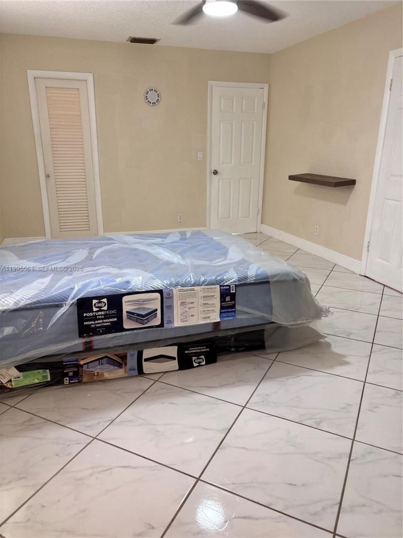 839 S Highland Dr, Unit Right, Hollywood, FL 33021 Photo