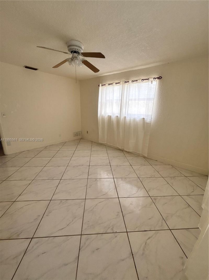 839 S Highland Dr, Unit Right, Hollywood, FL 33021 Photo