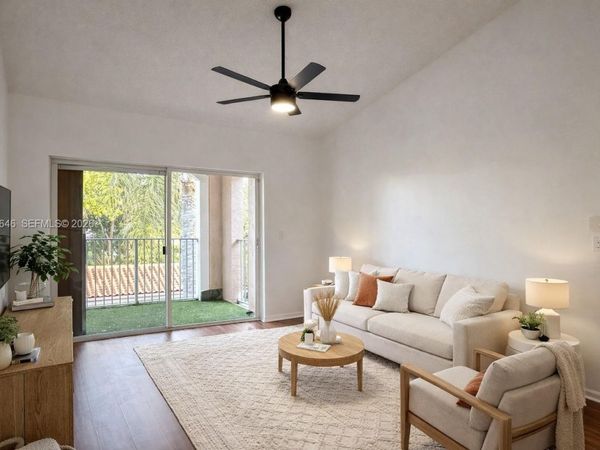 12124 Saint Andrews Pl, Unit 305, Miramar, FL 33025