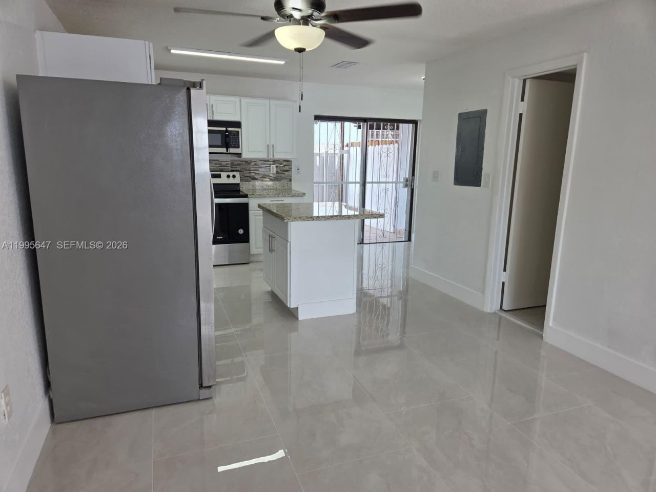 550 SW 115th Ave, Unit 405H, Sweetwater, FL 33174 Photo