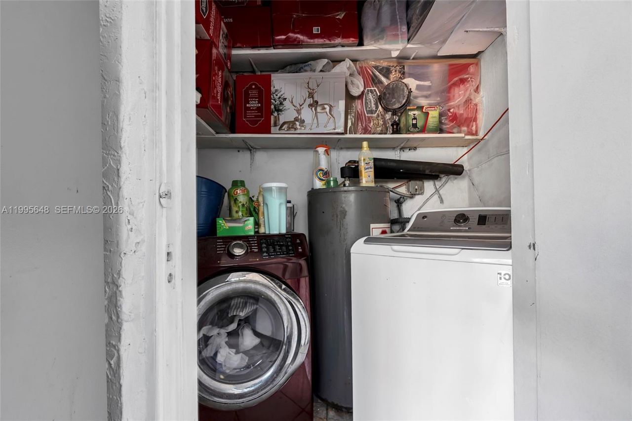 805 W 79th Pl, Hialeah, FL 33014 Photo