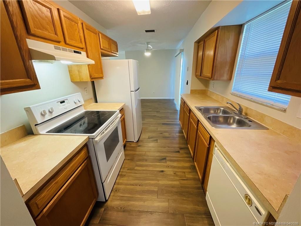 941 SW Fenway Road, Port Saint Lucie, FL 34953 Photo