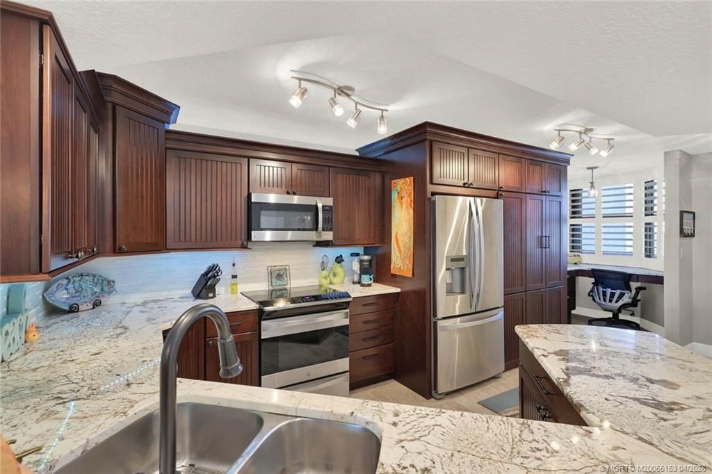 9550 S Ocean Drive, Unit 609, Jensen Beach, FL 34957 Photo