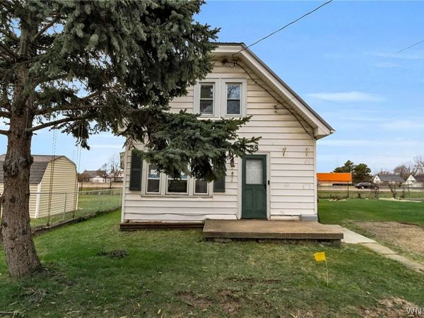 58 Pinehurst Avenue , Buffalo, NY 14225