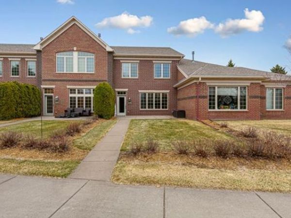 2879 Edison Street NE, Unit B, Blaine, MN 55449