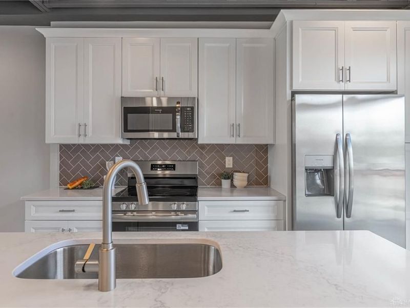 1007 W Third Street, Dayton, OH 45402 Photo 6