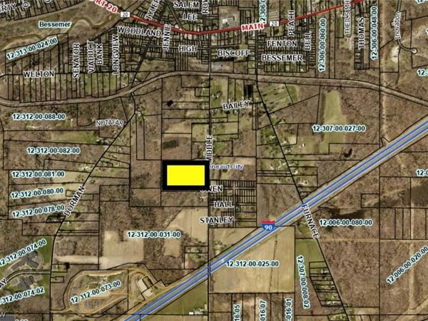 515 Middle Road, Conneaut, OH 44030