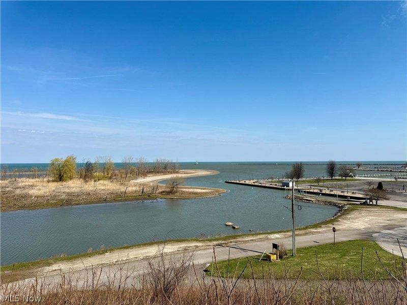 515 Middle Road, Conneaut, OH 44030 Photo 14