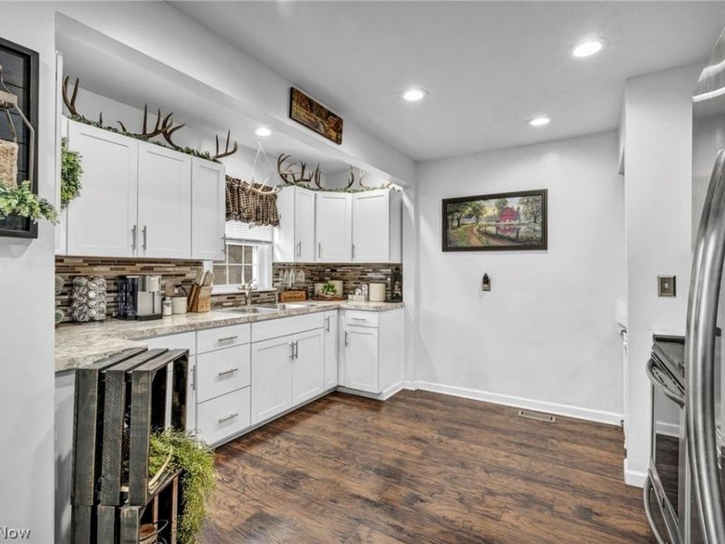 1412 Redbush Road , Akron, OH 44320 Photo 17