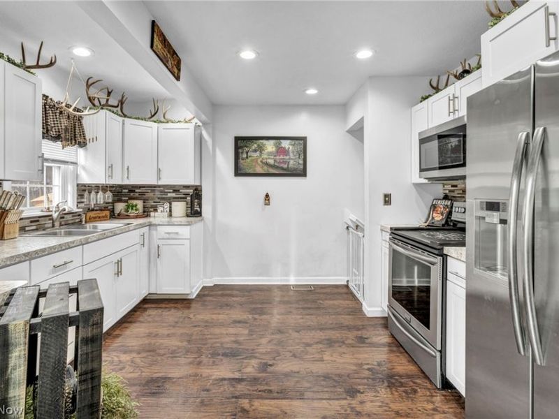 1412 Redbush Road , Akron, OH 44320 Photo 20