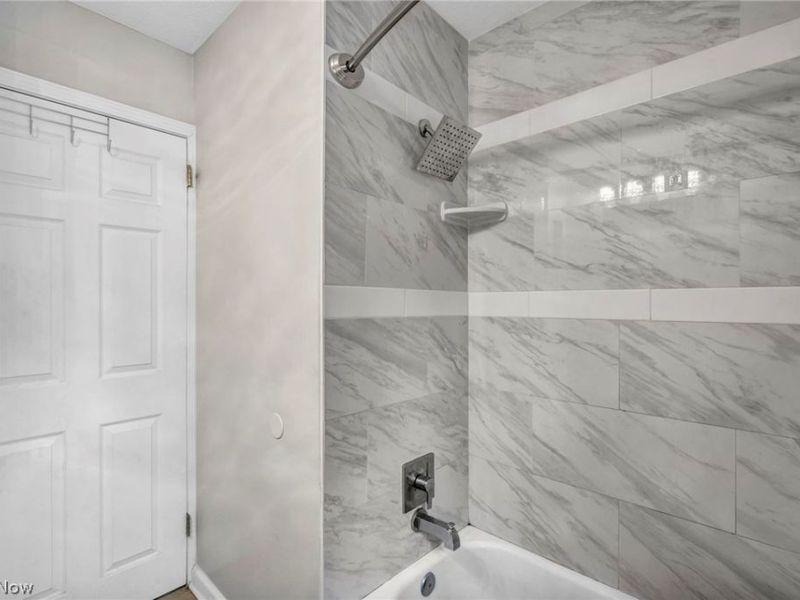 1412 Redbush Road , Akron, OH 44320 Photo 32