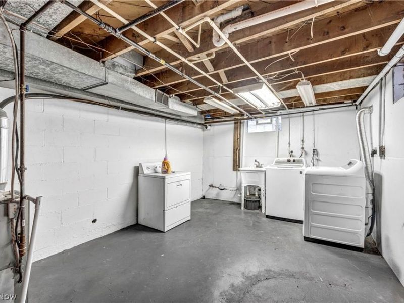 1412 Redbush Road , Akron, OH 44320 Photo 39