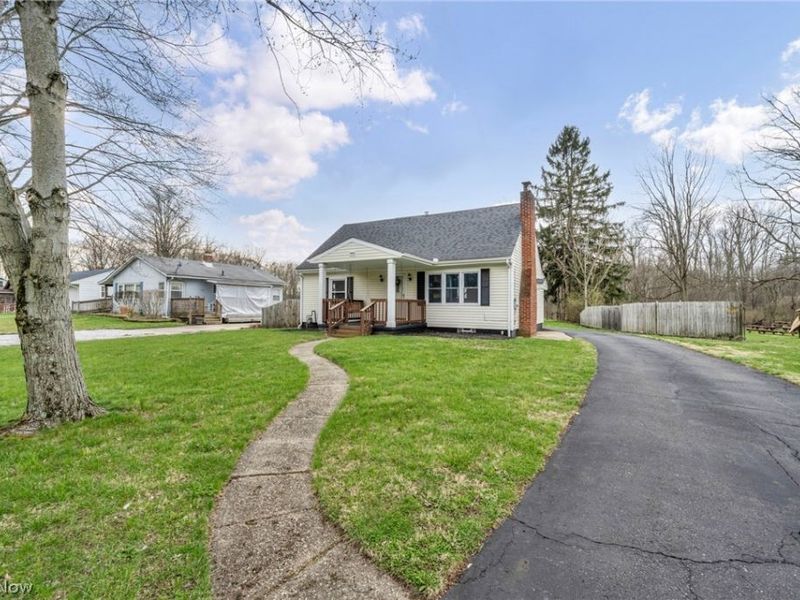 1412 Redbush Road , Akron, OH 44320 Photo 5