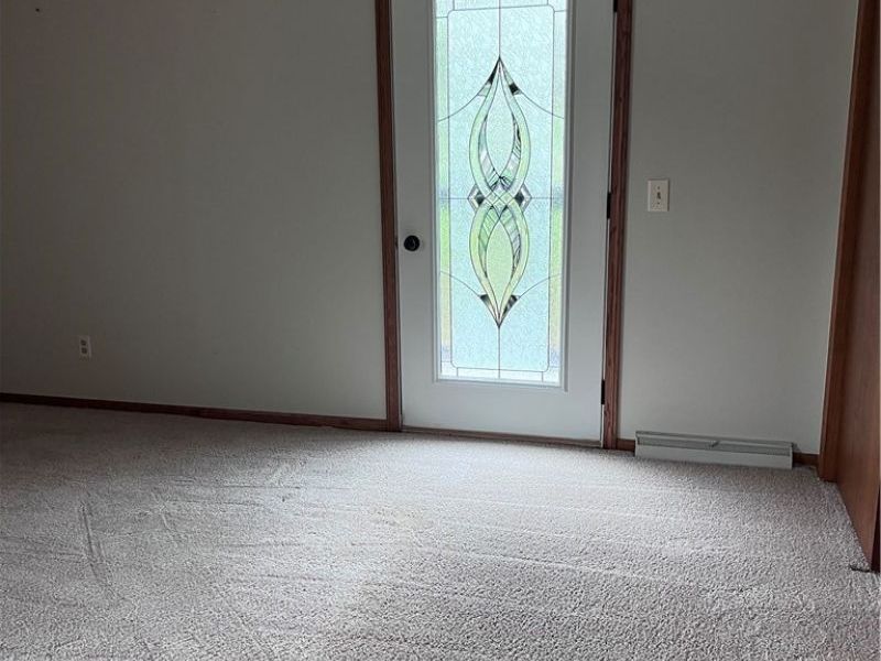 105 Poolview Circle, Dover, OH 44622 Photo 17