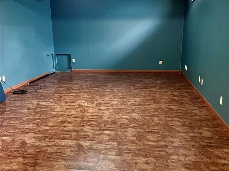 105 Poolview Circle, Dover, OH 44622 Photo 22