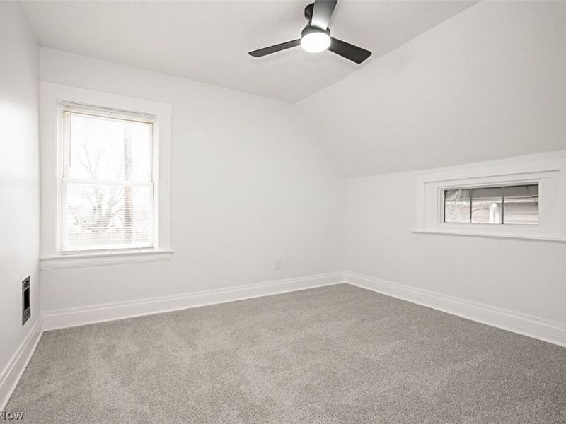 886 E 75th Street , Cleveland, OH 44103 Photo 10