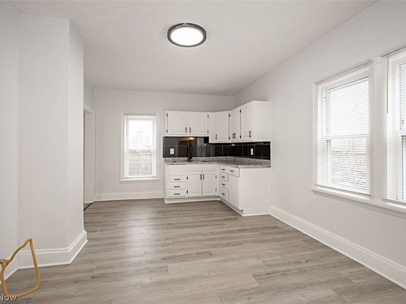 886 E 75th Street , Cleveland, OH 44103 Photo 22