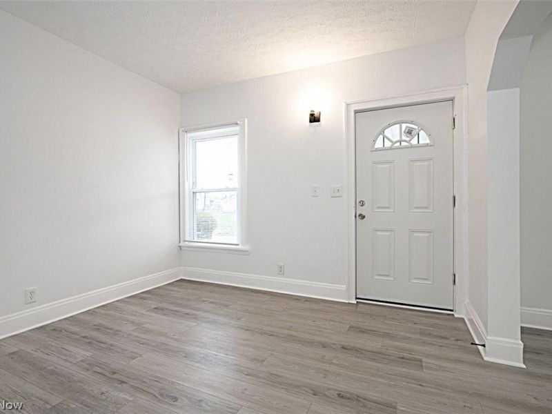 886 E 75th Street , Cleveland, OH 44103 Photo 29