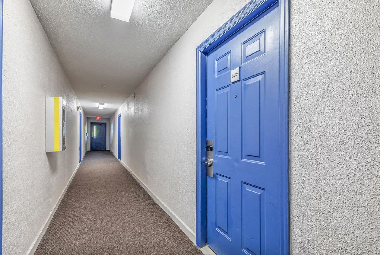 5905 S Kings Hwy.  Photo 23