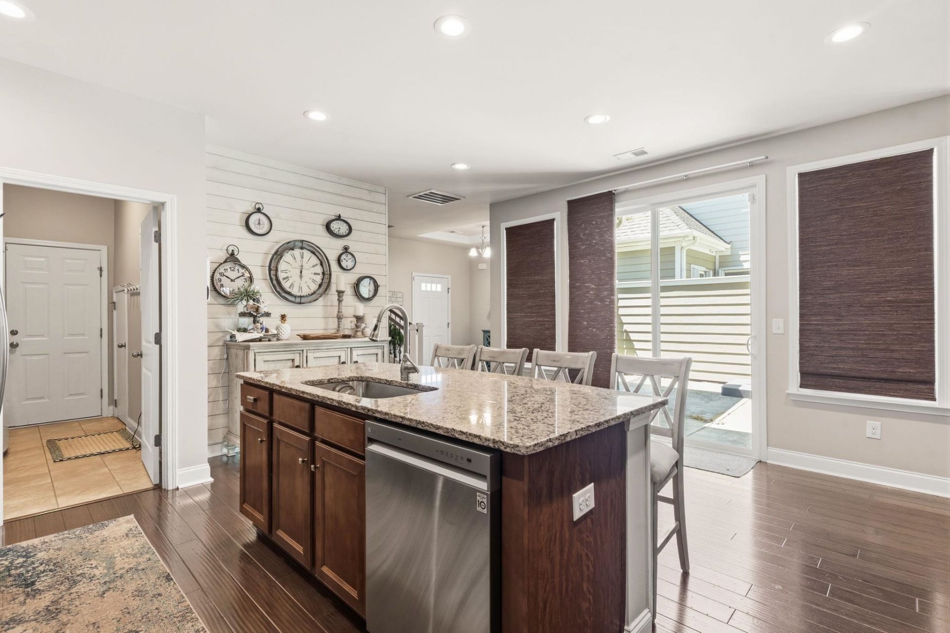 6244 Catalina Dr. Photo 6