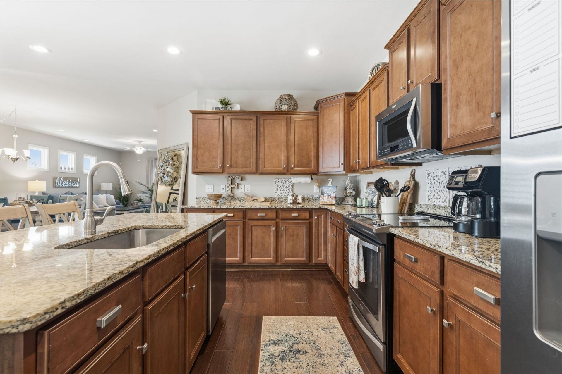 6244 Catalina Dr. Photo 7