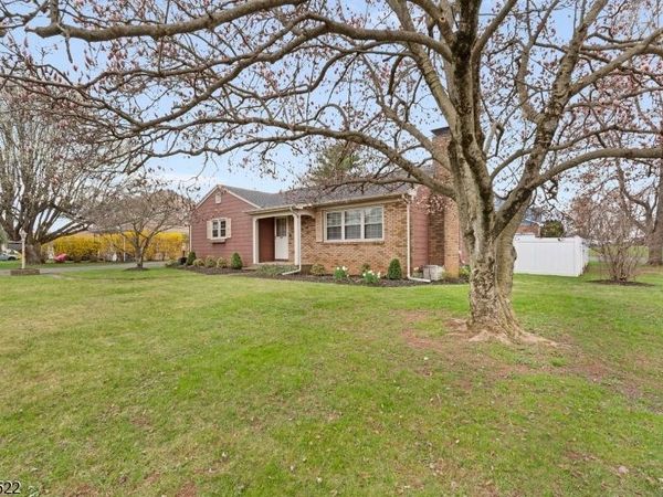 719 Brooklyn Ave, Raritan, NJ 08869