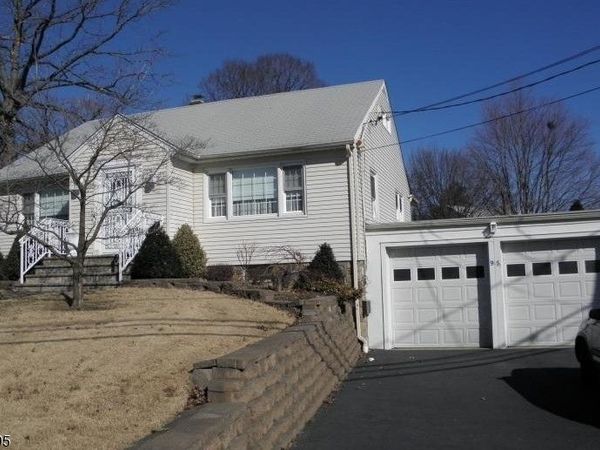 95 Norwood St, Haledon, NJ 07508