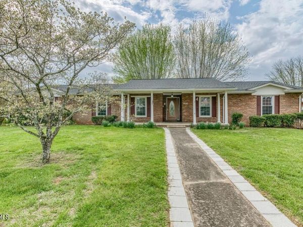 1805 Broadmoor Road, Johnson City, TN 37604