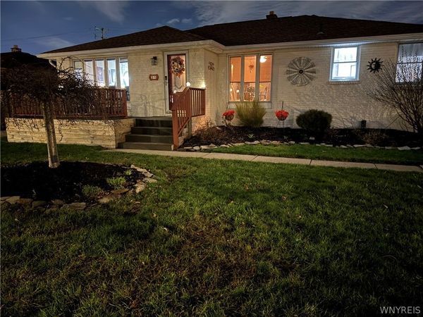 31 Santin Drive, Buffalo, NY 14225