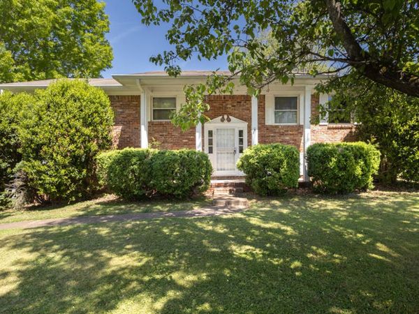 609 Spring Valley Lane, Chattanooga, TN 37415