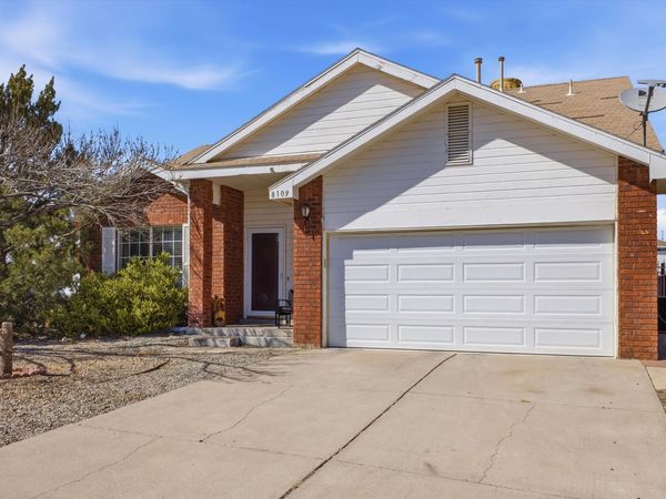 8109 Stone Creek Avenue NW, Albuquerque, NM 87120