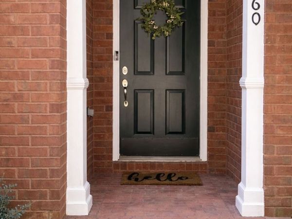 1160 Brookhaven Glen NE, Atlanta, GA 30319