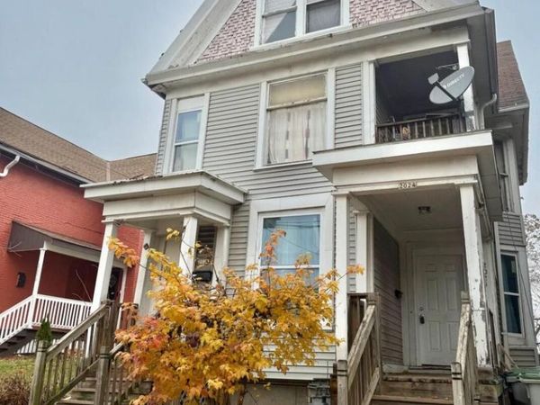 2024 W Pierce STREET, Unit 2026, Milwaukee, WI 53204