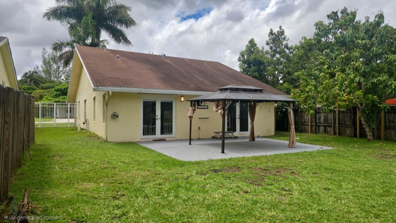 1916 SW 28th Way, Fort Lauderdale, FL 33312 Photo