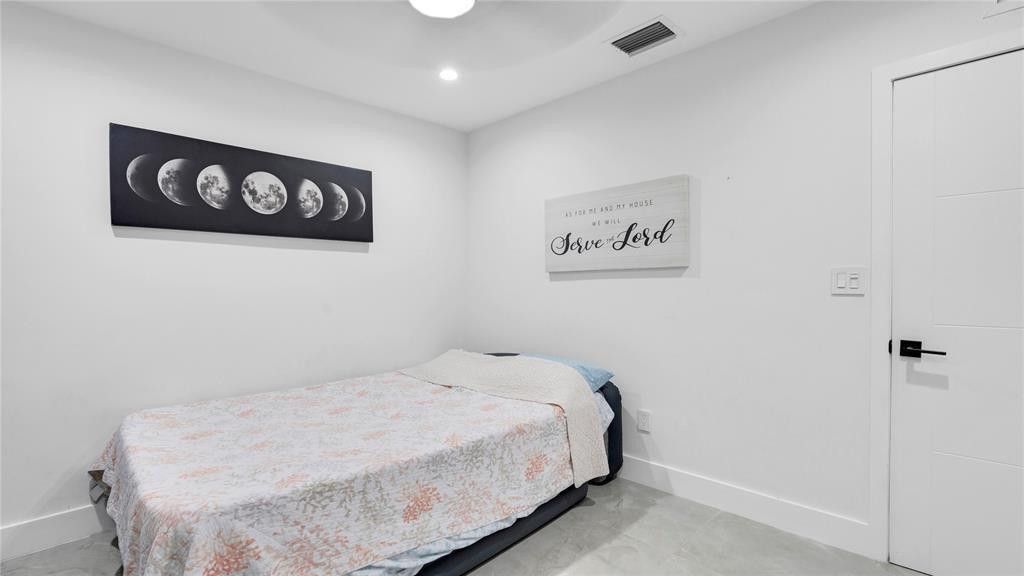 6290 W 16th Avenue, Hialeah, FL 33012 Photo