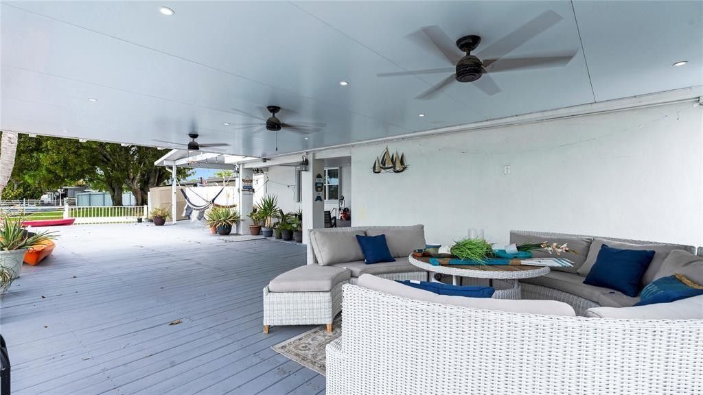 6290 W 16th Avenue, Hialeah, FL 33012 Photo