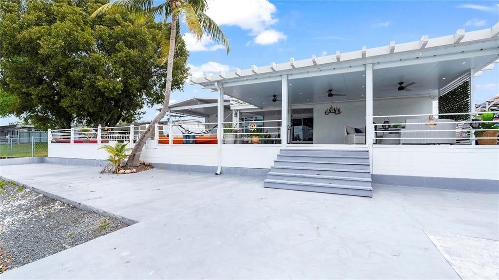 6290 W 16th Avenue, Hialeah, FL 33012 Photo