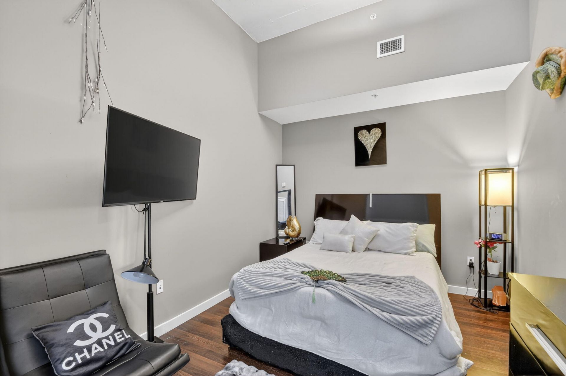 300 S Australian Avenue, Unit 1601, West Palm Beach, FL 33401 Photo