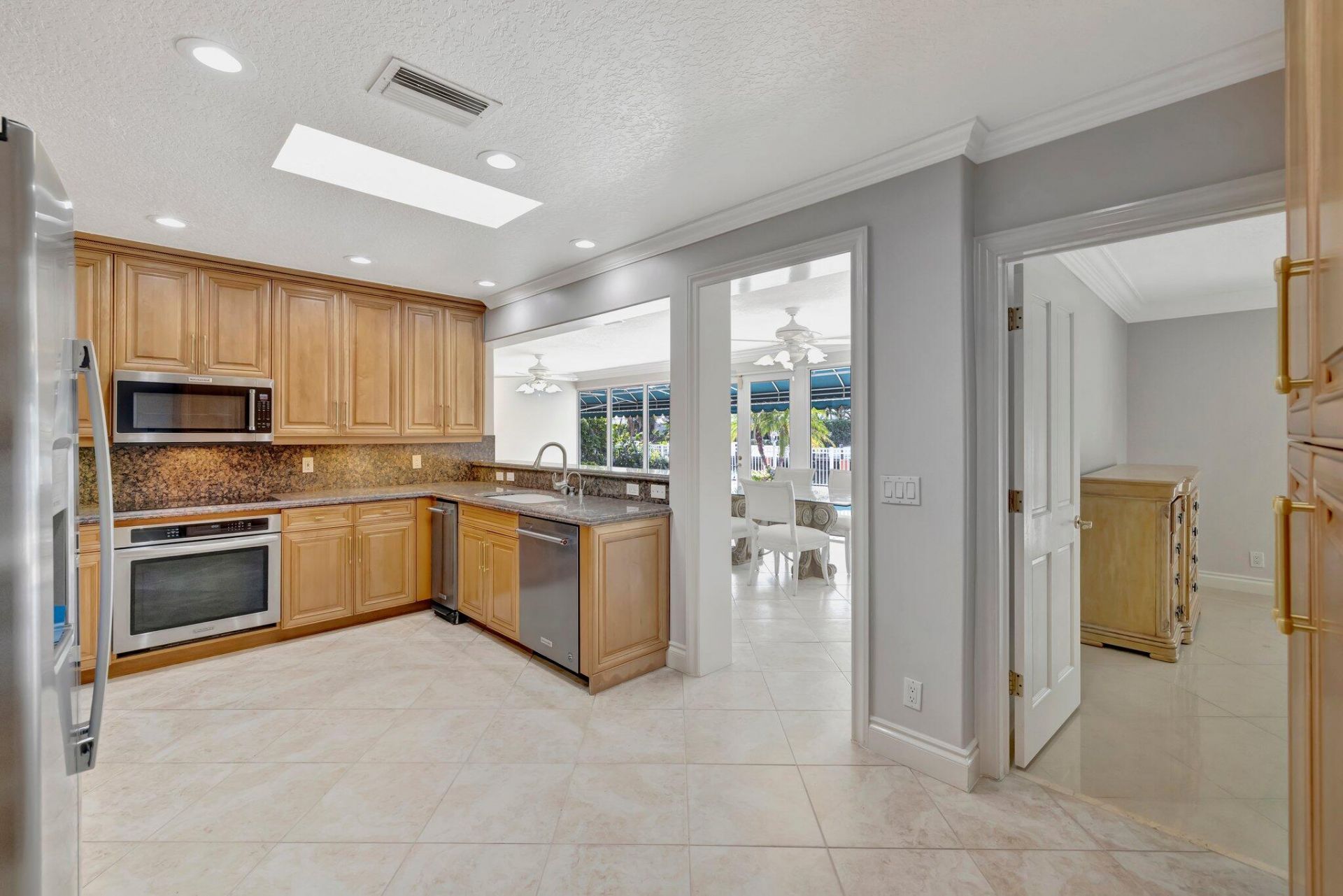 3851 NE 27th Avenue, Lighthouse Point, FL 33064 Photo