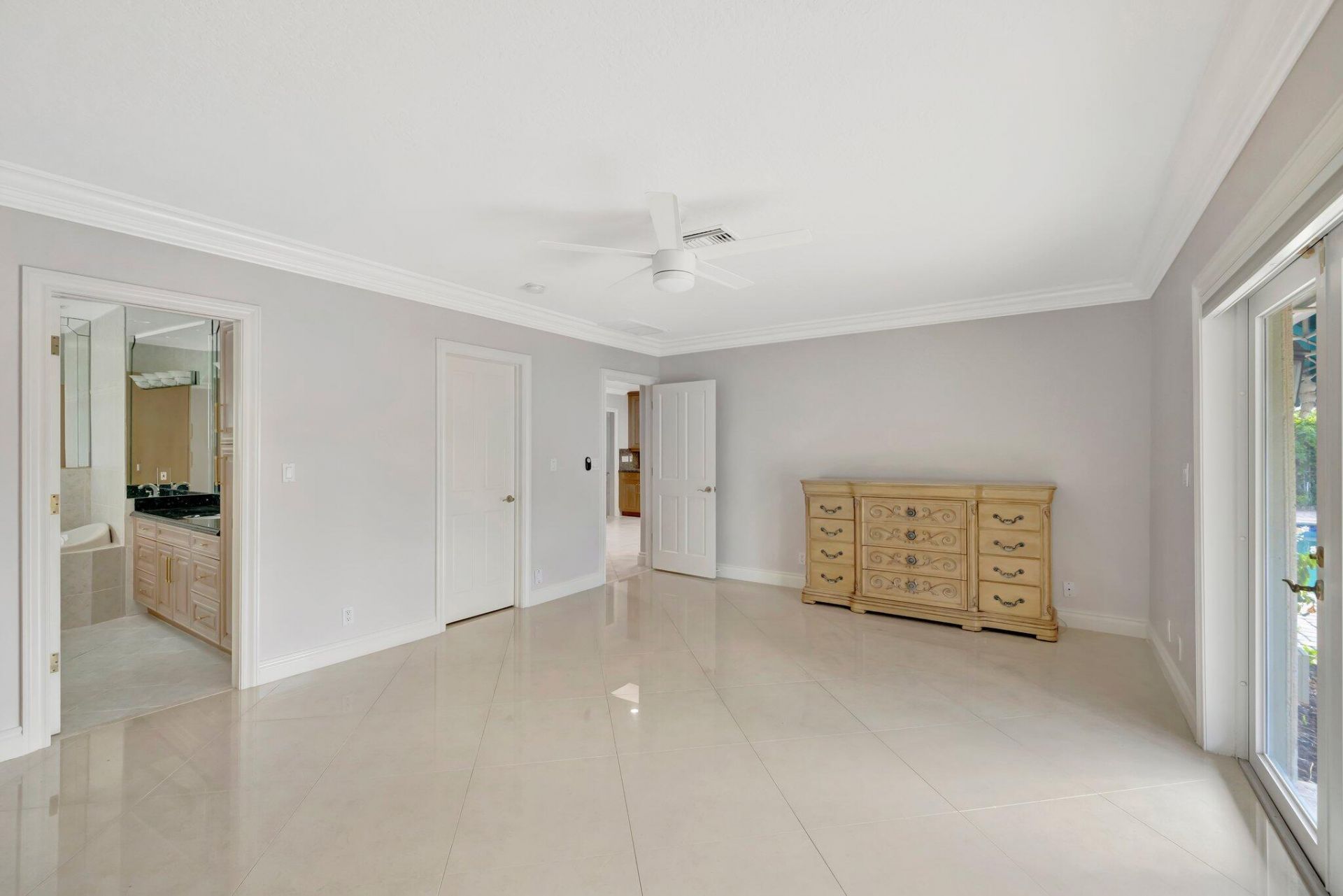 3851 NE 27th Avenue, Lighthouse Point, FL 33064 Photo