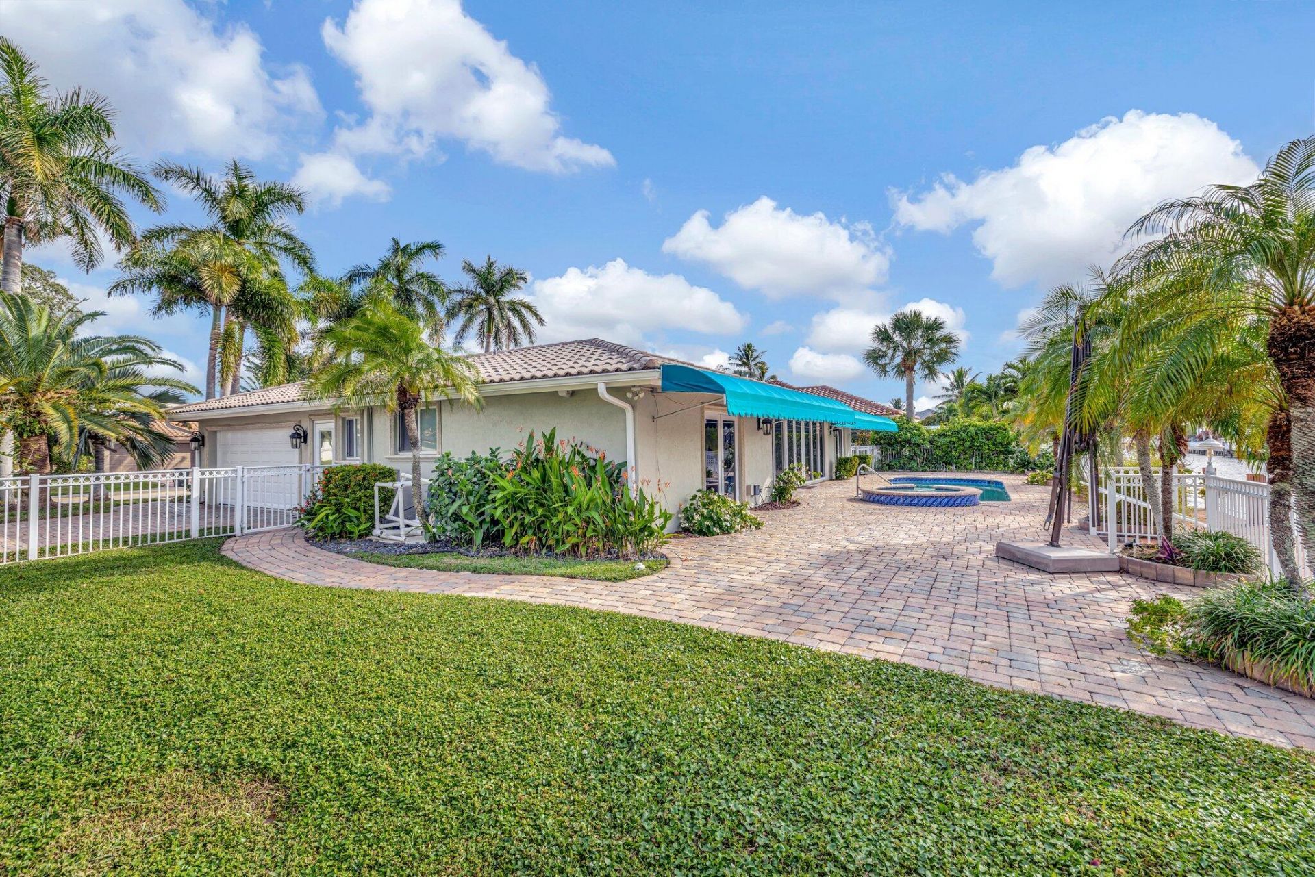 3851 NE 27th Avenue, Lighthouse Point, FL 33064 Photo