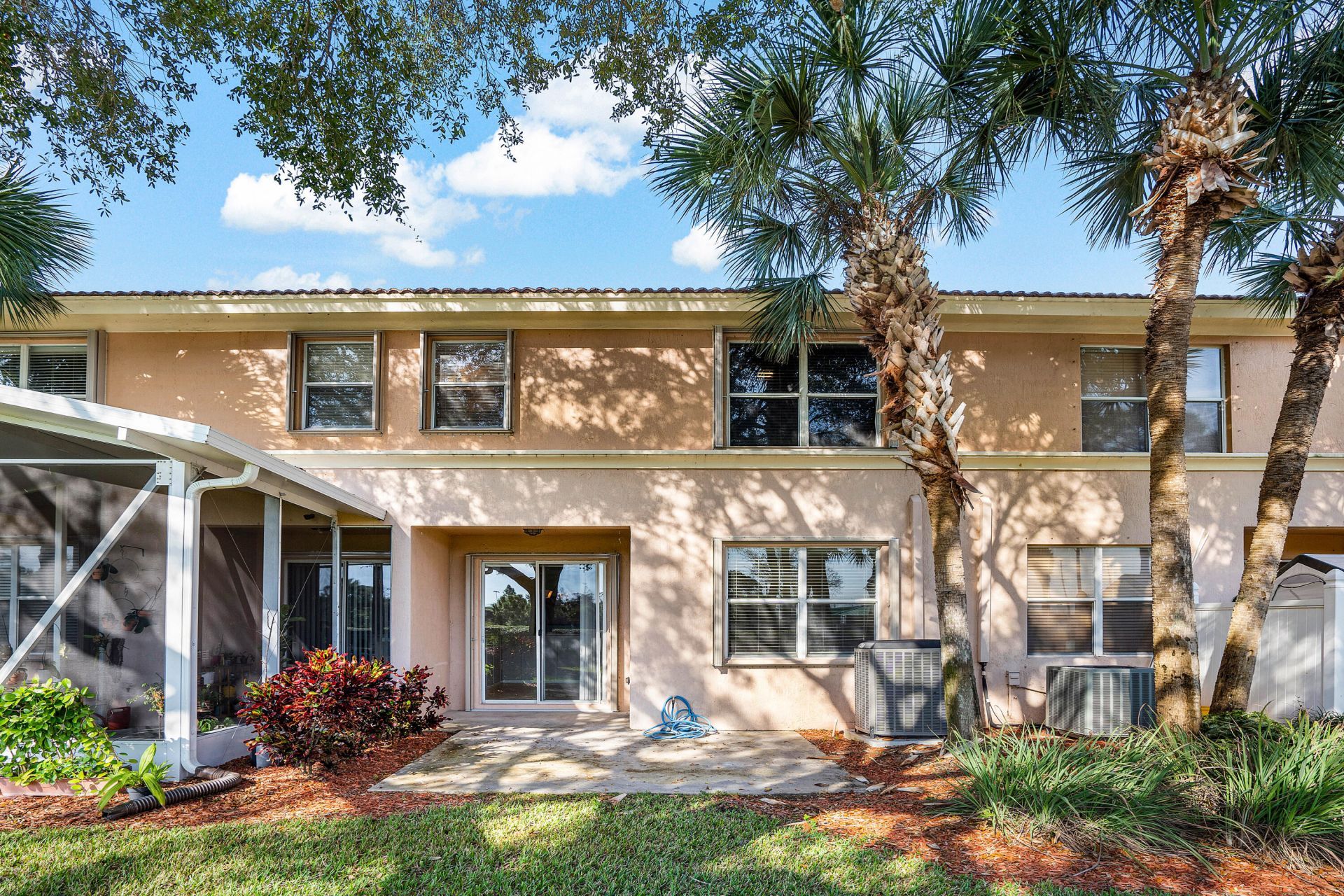 389 River Bluff Lane, Royal Palm Beach, FL 33411 Photo