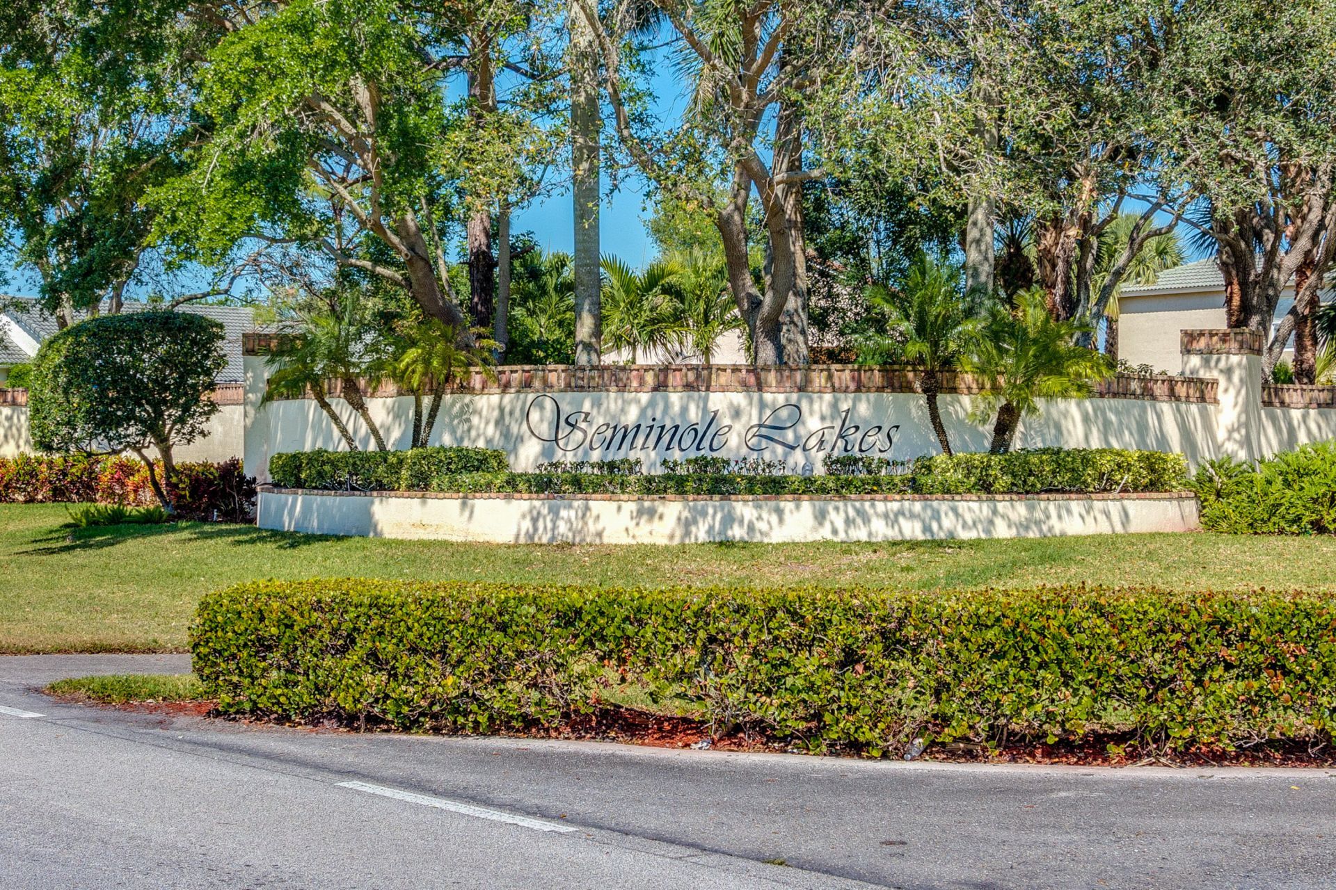 389 River Bluff Lane, Royal Palm Beach, FL 33411 Photo