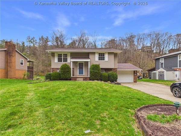 4944 Washington Street W, Charleston, WV 25313