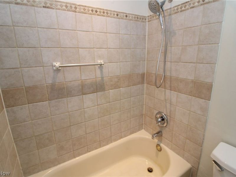 4071 Burgett Lane, Canfield, OH 44406 Photo 14