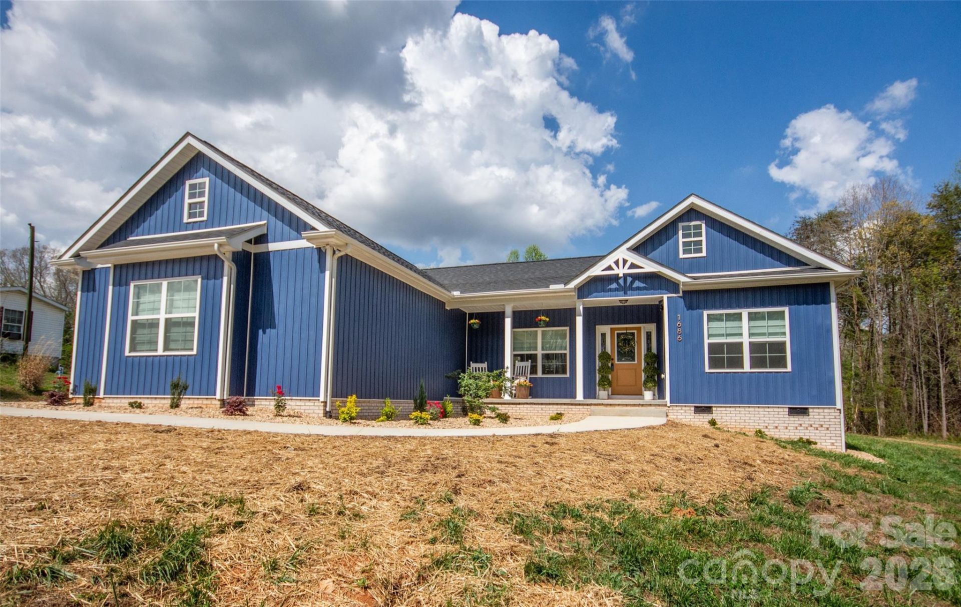 1686 Friendship Road, Statesville, NC 28625 Main Photo