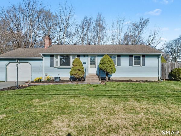 6 Old Farm, Newington, CT 06111