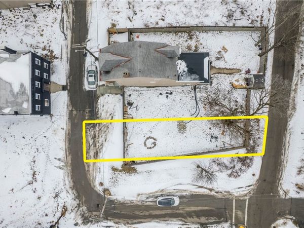 1957 Lithgow Avenue, Pittsburgh, PA 15214